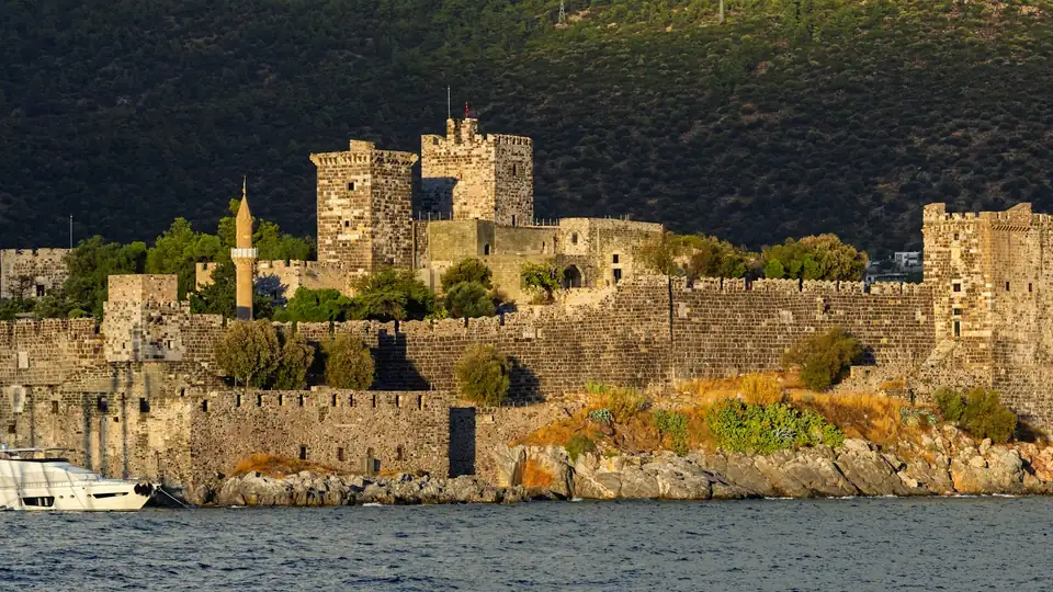 Bodrum Kalesi ve deniz